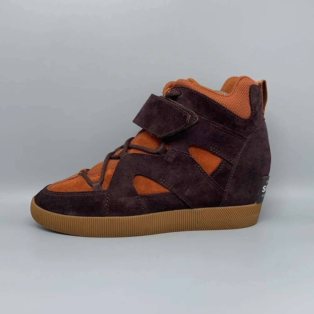 Sorel Out N About Suede Boots Women’s Sz 9‎